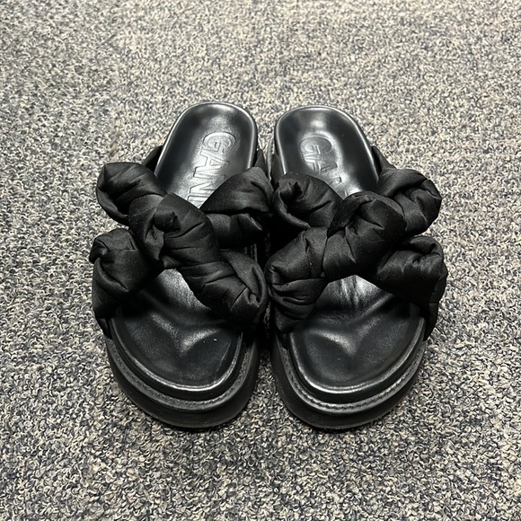 Ganni Knotted Sandals - Picture 3 of 4